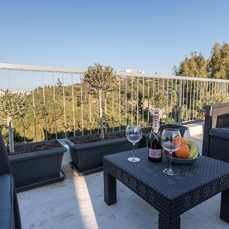 Apartamento Acropolis Luxury Iris Atenas Exterior foto